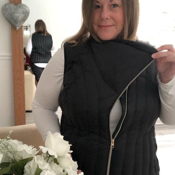 Calvin Klein Performance, vest #poshmarkstyle - Picture 16 of 16